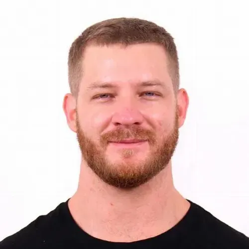 ENFERMEIRO / CUIDADOR DE IDOSOS