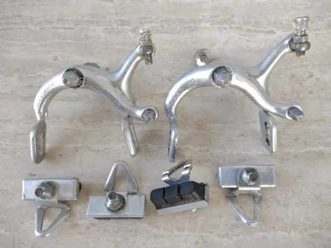 Conjunto de ferraduras de freio Dia Compe em alumínio, ideais para bicicletas Caloi 10 Spe