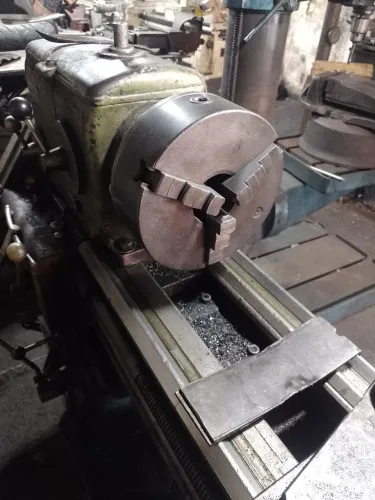 Torno mecânico MITTO TRM-200 400x1800