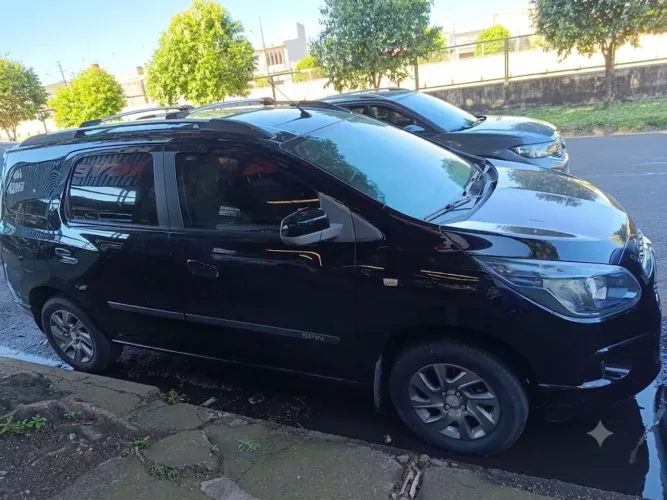 Chevrolet Spin LTZ 1.8 8V Econo.flex 5P Aut. 2013