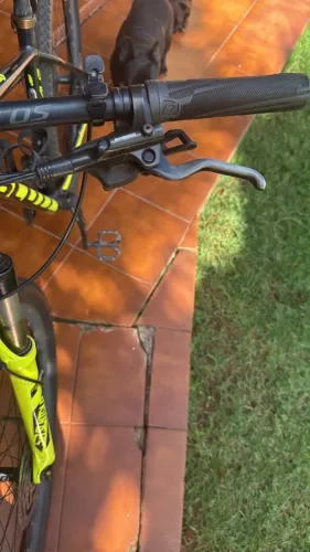 Bicicleta scott scale 990