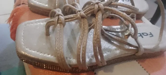 Sandália de festas e casamento.