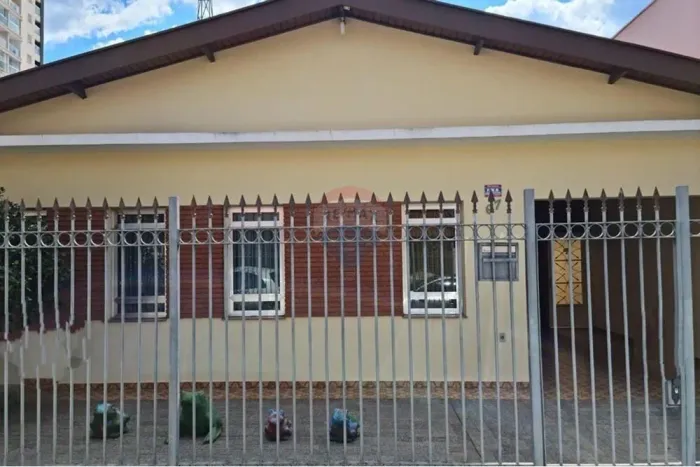 Casa Comercial no Coração de Tatuí - Oportunidade!