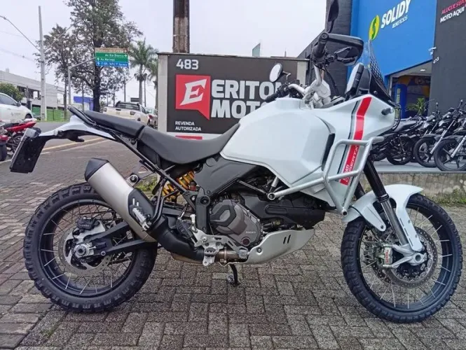 DUCATI DESERT X 2023