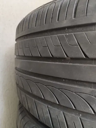 Pneus 235/45r19