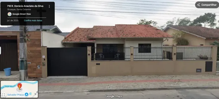 Casa com 202,42m² de Área construida e 378,00m² total terreno abaixo valor mercado Brusque