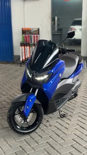 NMax 160 com apenas 190km rodados !