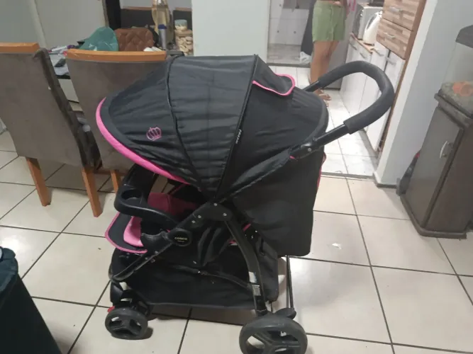 Carrinho COSCO c/ Moisés & Bebê conforto