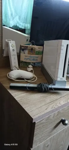 Nintendo Wii Desbloqueado 32GB + Wii sports original.