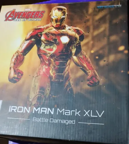 Varios iron studios marvel e dc