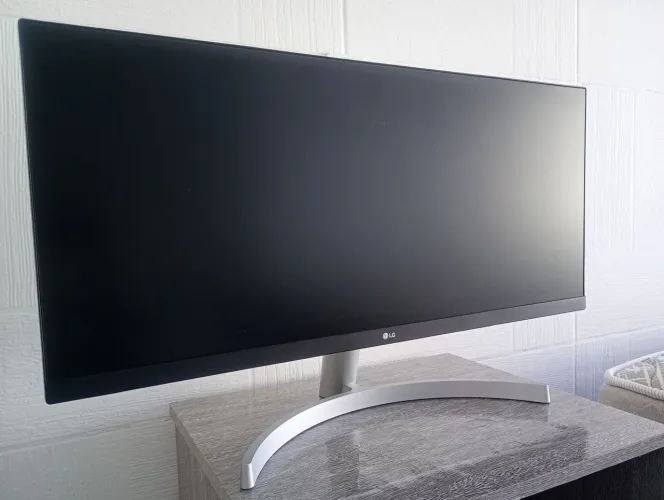 Monitor ultrawide LG 29