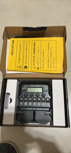 Pedaleira Zoom G1 Four