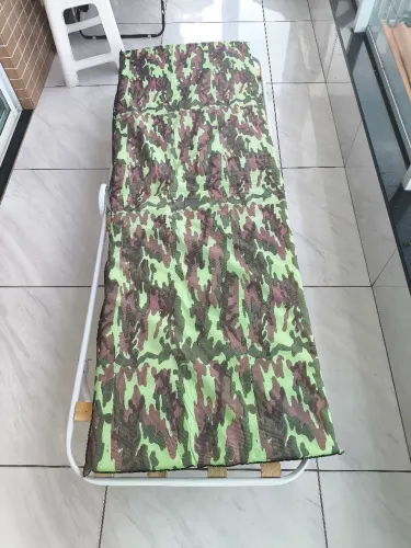 Cama de solteiro portátil