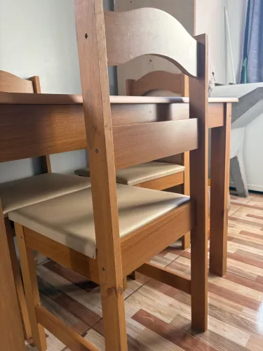 Mesa para a venda