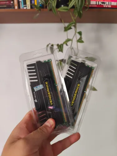 Memória RAM DDR3 16gb