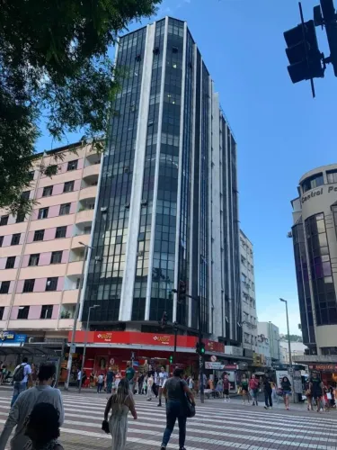 Sala à venda, 80 m² por R$ 390 mil - Centro - Juiz de Fora/MG