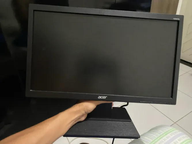 Monitor Acer 19.5?