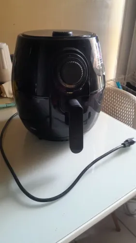 Air Fryer Elgin Quick Fryer 4L 1350W 220V Funcionando Perfeitamente
