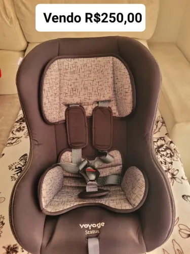 Cadeirinha veicular para criança 