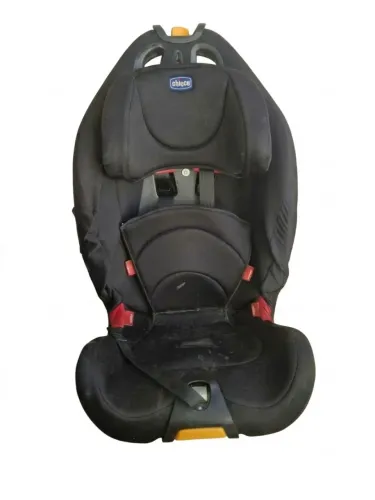 Cadeira de Assento de carro para criança.  Marca Chicco. Original. 