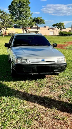 Ford Versailles GL 2.0i / 2.0 2P E 4P 1994