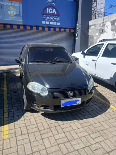Fiat Siena HLX 1.8 MPI Flex 8V 4P 2009