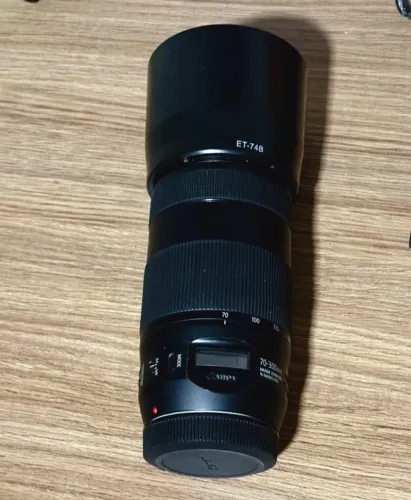 Canon EF 70-300mm f/4-5.6 IS II USM Nano, Com display 