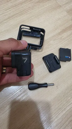Gopro Hero 07 troco em outra 9+ volta à negociar