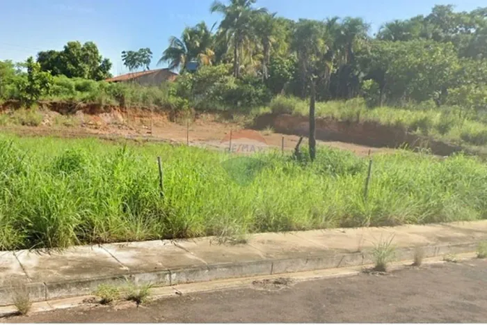 Terreno 450m² em Barra do Garças, Imperdível!