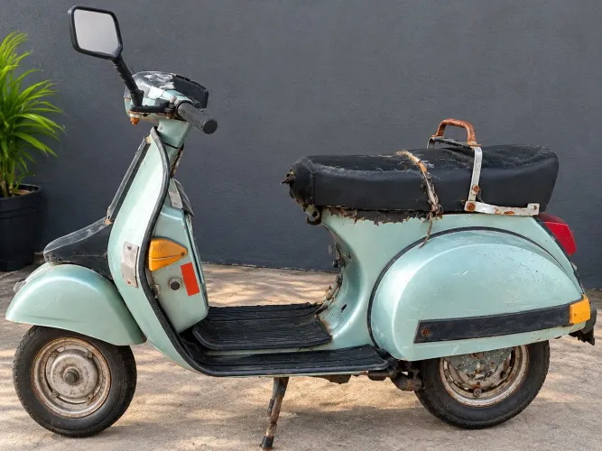 Vespa antiga