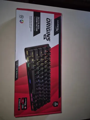 Teclado gamer Hyperx Alloy Origin 60
