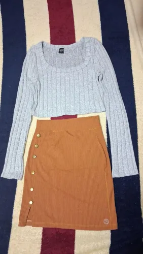 Blusa e saia