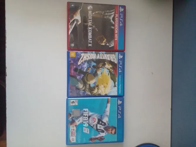 3 Jogos Ps4 - Mortal Kombat X, Gravity Rush 2 e Fifa 19