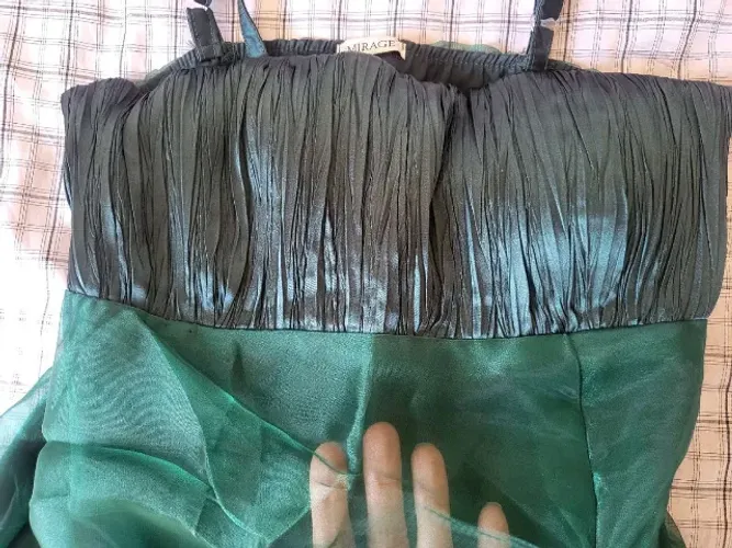 vestido social verde