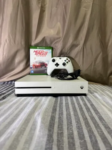 Xbox One S