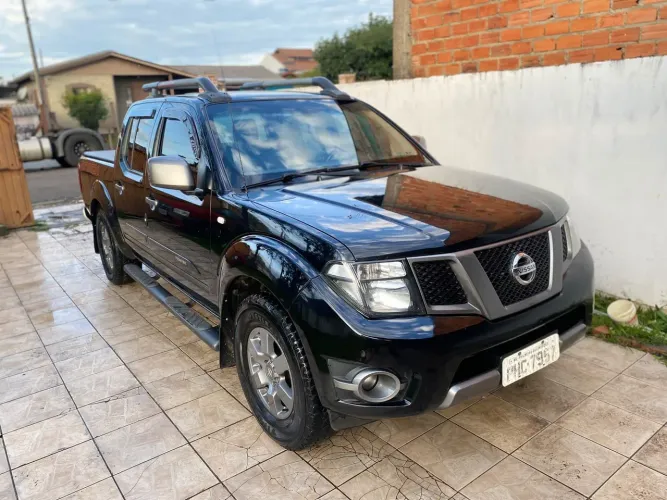 Nissan Frontier SV Attack CD 4X2 2.5 TB Diesel 2015