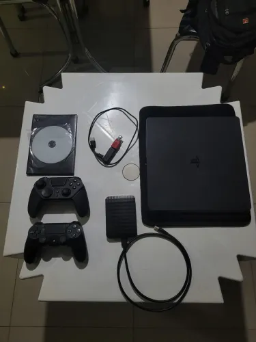 Ps4 slim desbloqueado versão 11.0 2tb de jogos 
