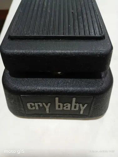 PEDAL WHA WHA CRYBABY DUNLOP