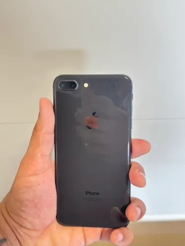Iphone 8 plus NOVO com caixa