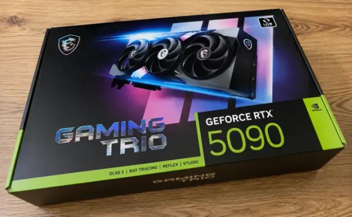 Placa de Vídeo MSI GeForce RTX5090 Gaming Trio OC 32GB GDDR7 PCI-Express