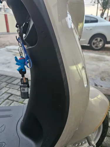 Scooter elétrica yadea