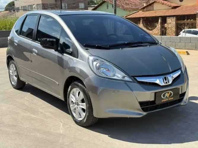 Honda Fit LX 1.4/ 1.4 Flex 8v/16v 5P Aut. 2013