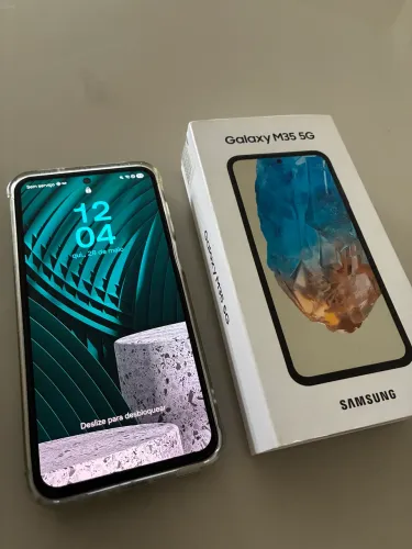 Samsung Galaxy M35 5G Câmera Tripla Tela Super Amoled 6.6 120Hz 256GB