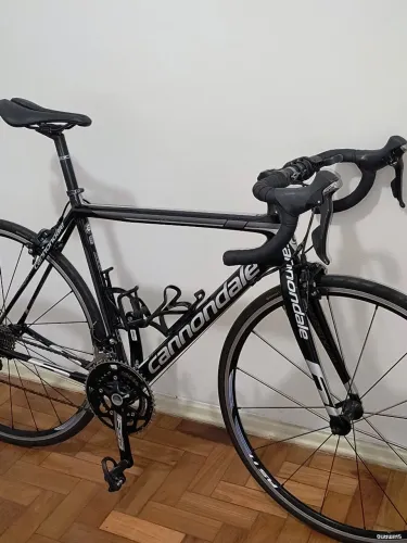 Bicicleta Speed Cannondale Supersix Carbono <br>