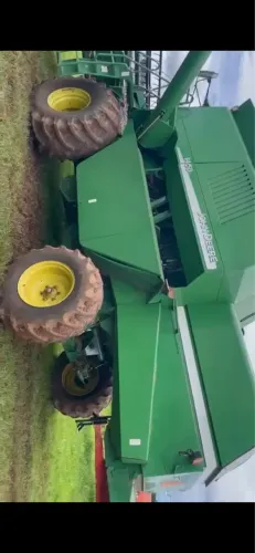 Colheitadeira John Deere