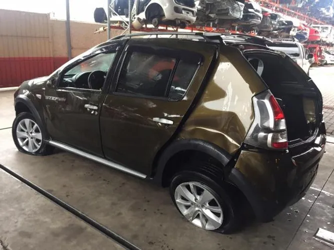 Peças usadas Renault Sandero STW 2013 1.6 8v flex 106cv câmbio manual