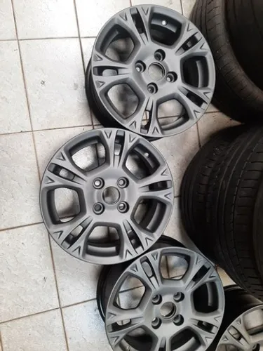 Roda aro 15 Ford New ka grafite fosca 4x108 