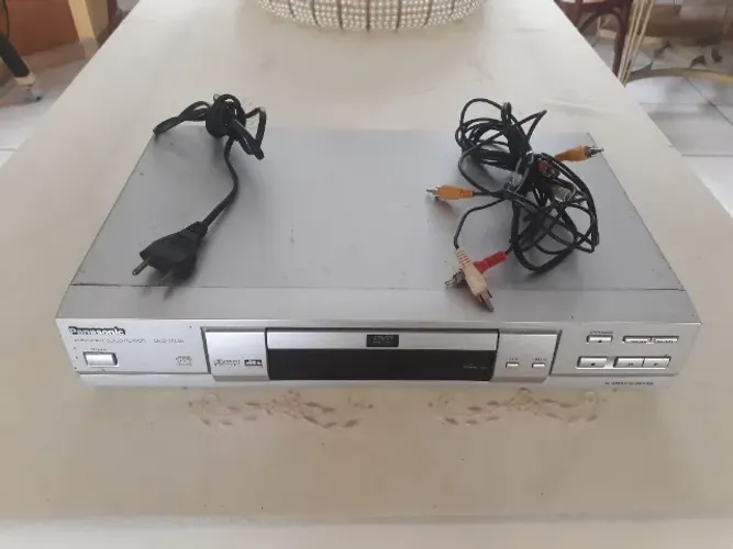dvds 1 LG e1 panasonic