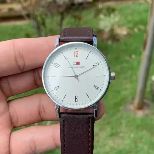 Relógio Tommy Hilfiger Pulseira de Couro Natural (Garantia)