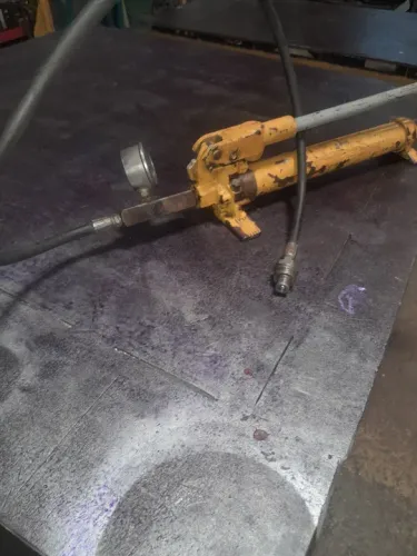 Bomba hidráulica manual enerpac 